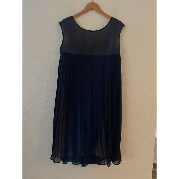 Meneser Grommet Button Embellished Pleated Shift Dress - Picture 3 of 11